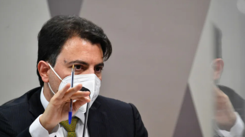 Dólar em alta: Otávio Fakhoury mostra os impactos diretos no seu orçamento diário.