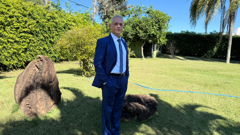 Descubra com Leonardo Manzan os desafios legais do autoconsumo coletivo e como mitigar riscos tributários nesse modelo inovador.