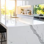 Mármores elevam o padrão estético com elegância e durabilidade, tornando-se escolha estratégica em projetos residenciais e comerciais, aponta Diohn do Prado.