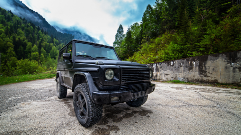 Para Felipe Schroeder dos Anjos, a combinação entre engenharia e tecnologia é o que garante que veículos de trilha entreguem desempenho com controle e proteção ao condutor.