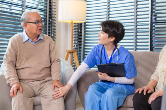 Entenda como identificar e denunciar irregularidades contra aposentados e idosos, contando com o apoio do Sindnapi – Sindicato Nacional dos Aposentados, Pensionistas e Idosos.